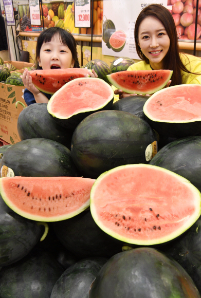 고당도 흑미수박 맛보세요