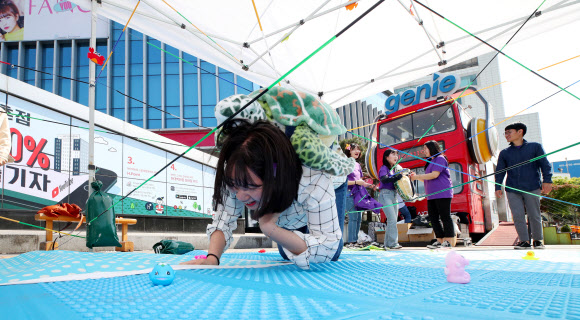전지적 바다거북이 시점 체험하기