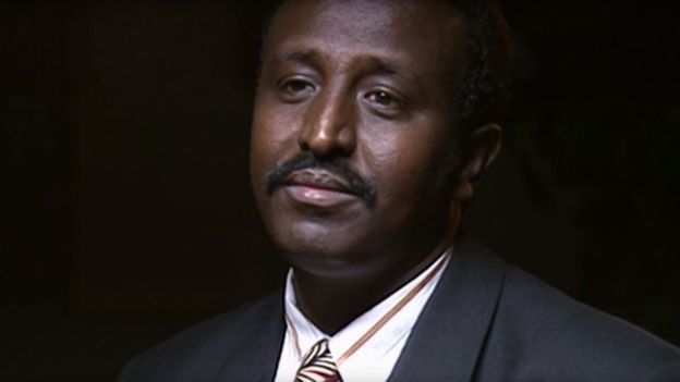 21일 미국 법원에서 고문 유죄 평결을 받은 유수프 압디 알리 이렇게 선한 인상의 그가 32년 전 소말리아에서 끔찍한 고문과 살인을 지시한 가해자란 게 믿기지 않을 정도다. 캐나다 CBC 동영상 캡처