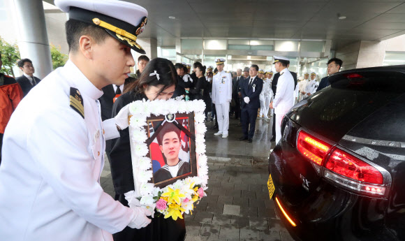 고 최종근 하사 영결식 엄수