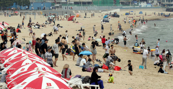 초여름 해운대해수욕장 개장
