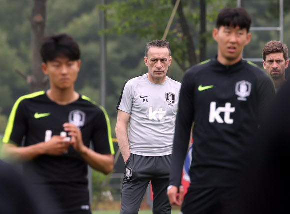 벤투 감독의 고민