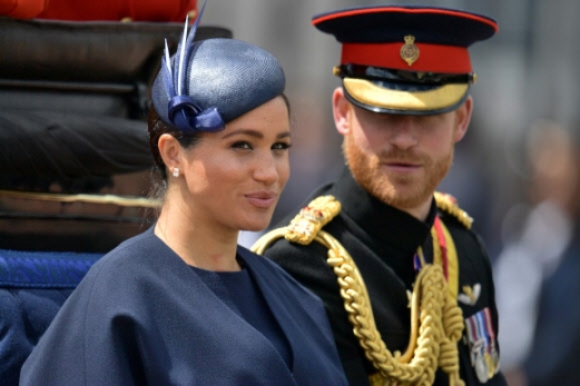 영국 여왕 생일 모습 드러낸 마클 왕자비와 해리 왕자