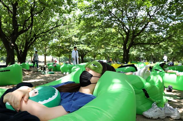 ‘숲 속에서 청하는 꿀잠’