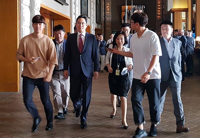 트럼프·재계 총수간담회…이재용 부회장 참석