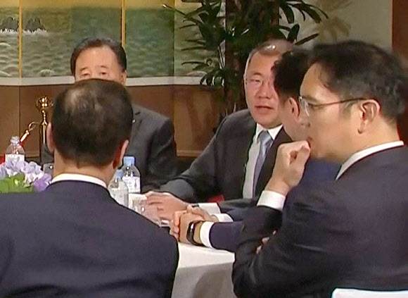 트럼프-한국 경제인 간담회 참석한 이재용