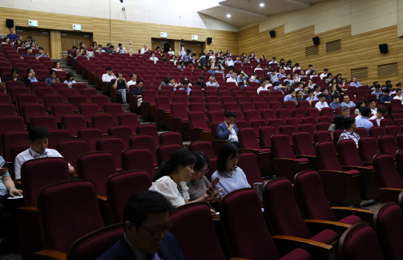 빈 자리가 훨씬 많은 공무원 ‘청렴’ 강의