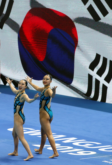 이리영-백서연 ‘우리가 대한민국 대표’