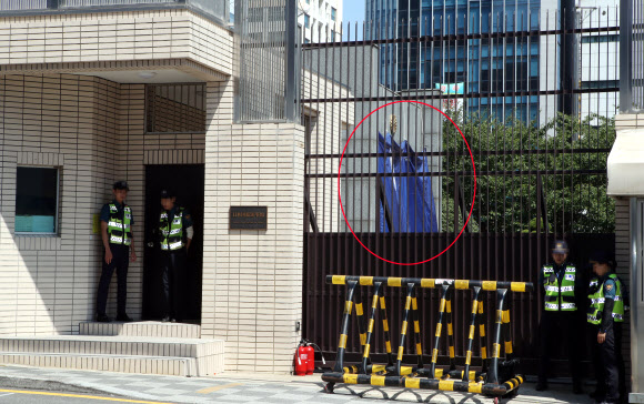 한국은 화이트리스트 배제…일본영사관은 파란색 천막