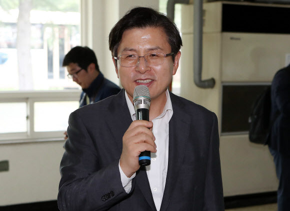 황교안 대표, 육군 3사관학교 격려 방문