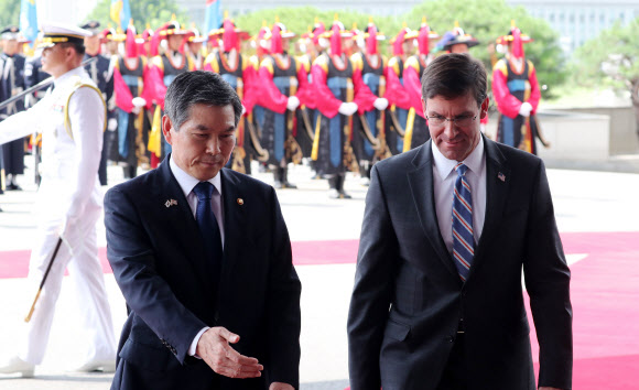 한미 국방부 장관 ‘함께’