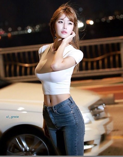 포토] 레이싱모델 민한나, 신이 내린 몸매 '황금 골반라인'