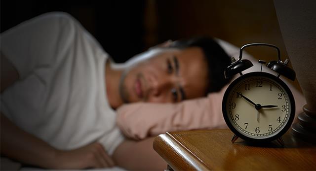 밤잠을 제대로 이루지 못하는 불면증이나 깊은 잠을 못 자고 수시로 깨는 등 수면장애가 오래 지속될 경우 심장병이나 뇌졸중 같은 심혈관 질환을 앓을 가능성이 높다는 연구결과가 나왔다. 미국 펜실베이니아대 제공·미국 파킨슨병재단 제공