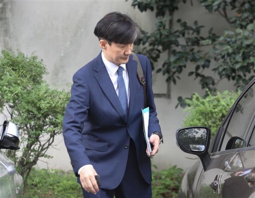 조국 법무부 장관 후보자 ‘청문회 일정 소회 밝힌다’