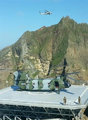 동해영토수호훈련, 독도에 착륙한 대한민국 육군 헬기