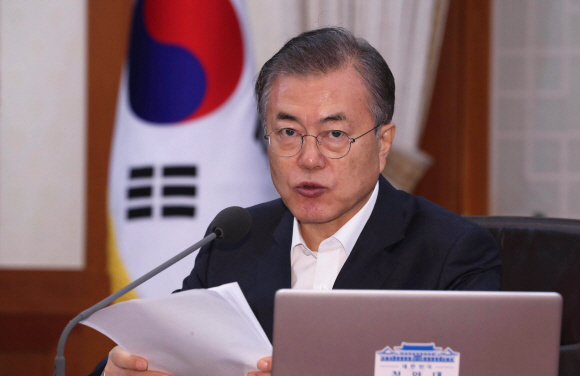 문재인 대통령이 29일 청와대에서 열린 국무회의에 모두발언을 하고 있다. 2019.8.29.  도준석 기자 pado@seoul.co.kr