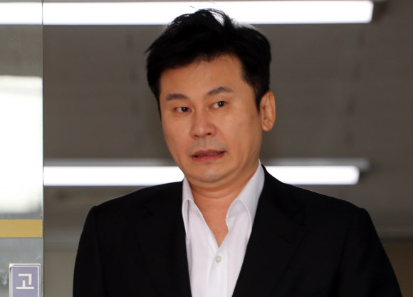 밤샘 조사 마친 양현석