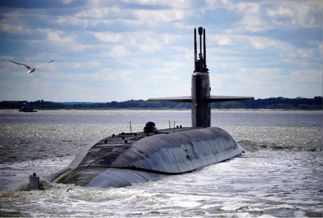 지난 4월 2일 미국 조지아주 해군 잠수함기지인 킹스 베이에서 촬영된 오하이오급 전략핵잠수함. 미 해군 제공·로이터