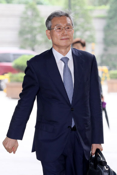 고영한 전 대법관, 공판 출석