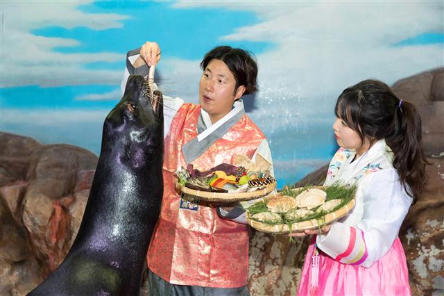 ‘풍성한 한가위 상차림에 신난다’