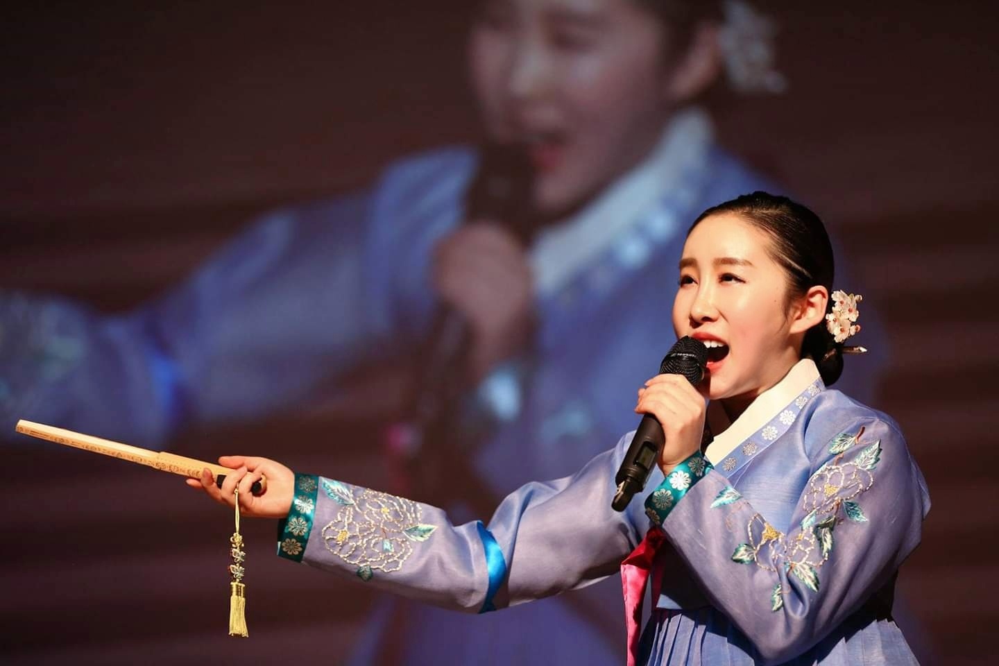 김수지 명창이 지난 2월 뉴질랜드 공연에서 배띄워라를 열창하고 있다. 한국판소리보존회 제공