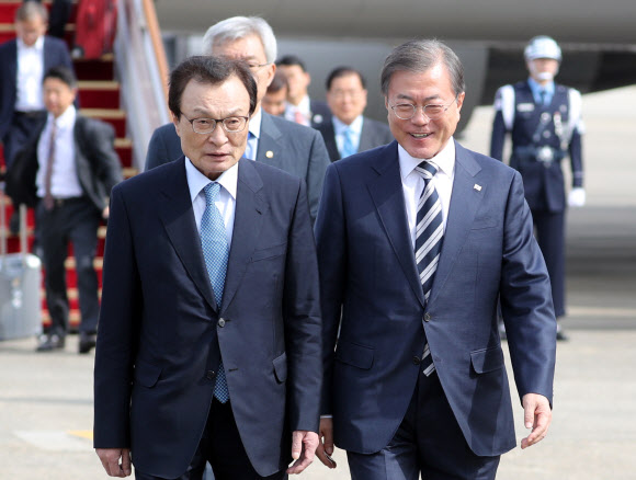 밝은 표정의 문 대통령