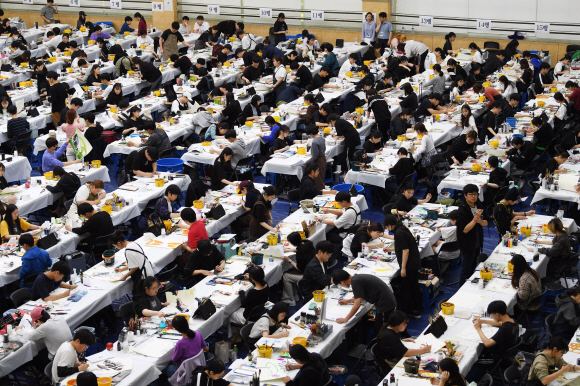 29일 서울 노원구 삼육대학교에서 열린 2020학년도 수시모집 아트앤디자인학과 실기고사에서 응시생들이 그림을 그리고 있다. 2019. 9. 29. 박윤슬 기자 seul@seoul.co.kr