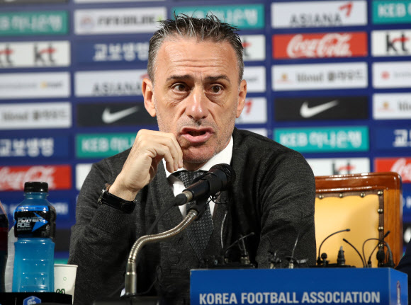 파울루 벤투, ‘평양 원정’ 월드컵 예선 명단 발표