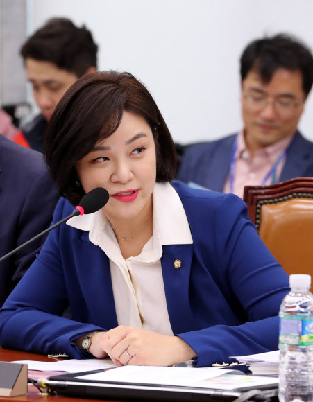 인사말 하는 정은혜 의원