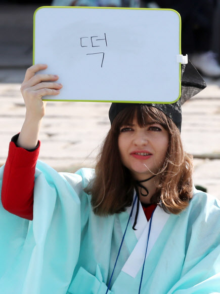 조선시대 과거제 체험하는 외국인들