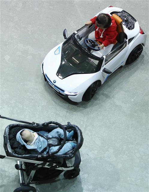 ‘아직 유모차? 나는 유모카’