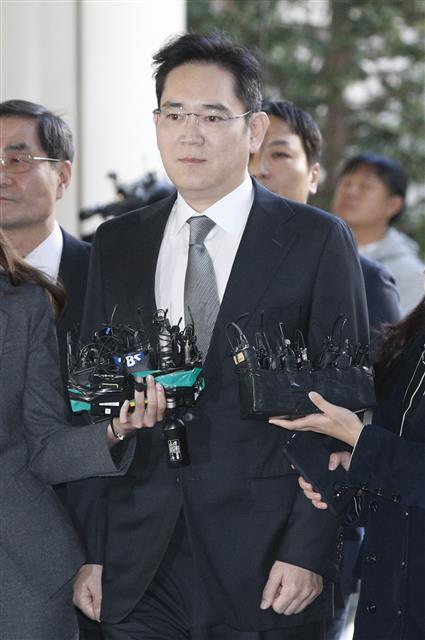 이재용 부회장, 파기환송심 첫 재판 출석