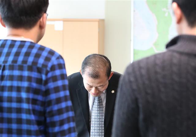 ‘갑질 사과’ 대구 서구의회 민부기 의원