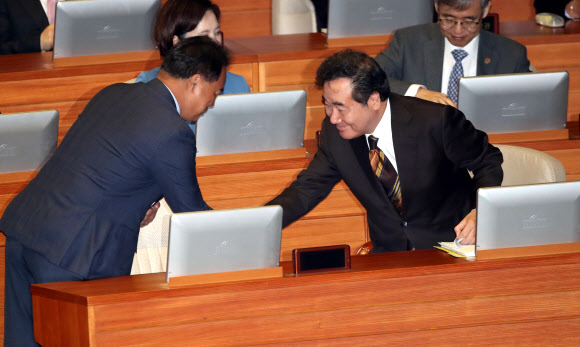 ‘재임 881일’ 최장수 총리 기록하는 이낙연 총리