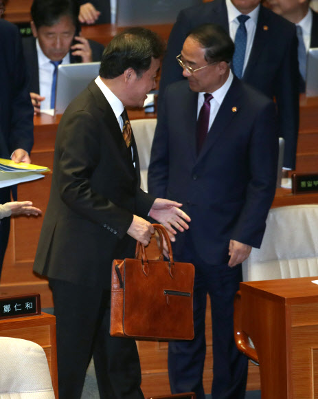 이낙연 국무총리, ‘재임 881일’ 최장수 총리 기록