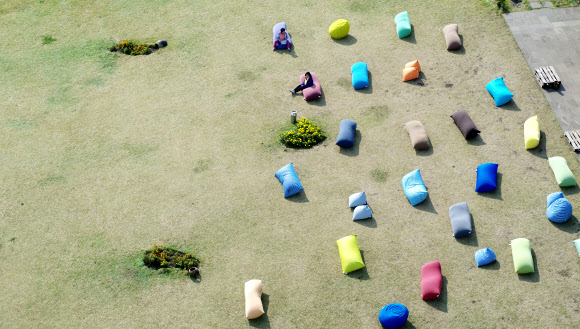 ‘모든 근심과 걱정 내려놓고’