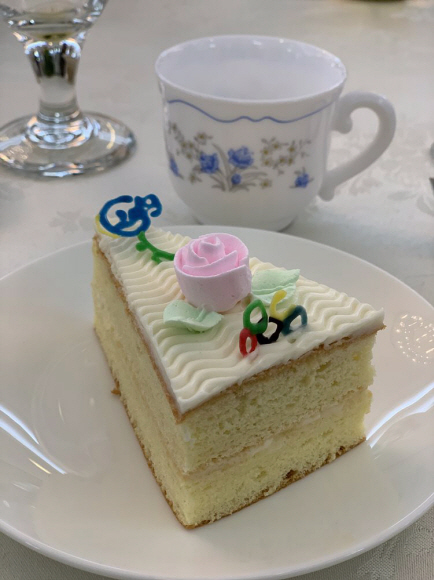 2019년 10월 28일 오후 평양 옥류관에서 2019 아시아 유소년·주니어 역도선수권 대회 고별만찬이 열리고 있다. 2019. 10.29. 사진공동취재단