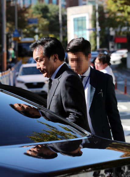 문 대통령 모친 빈소 남천성당 앞 손학규 대표