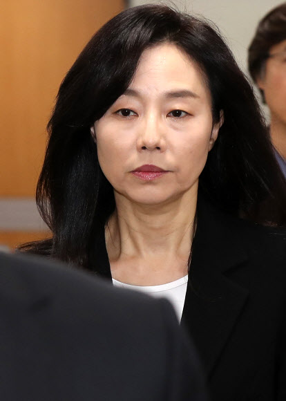 세월호특조위 방해 조윤선 항소심 첫 공판 출석