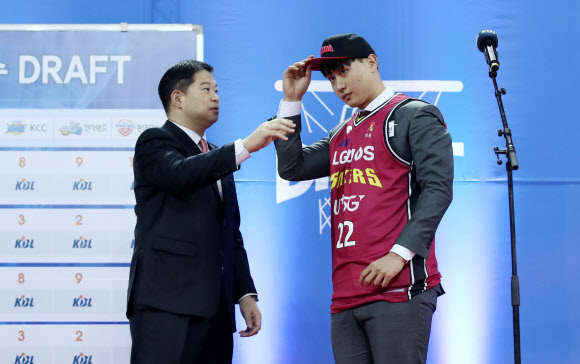 KBL 2019 1라운드 1순위 고려대 박정현