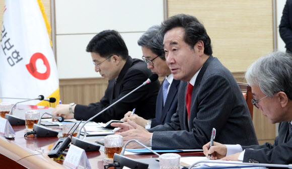 이낙연 국무총리가 6일 오전 강원 원주 국민건강보험공단에서 인사말을 하고 있다. 2019.11.6  연합뉴스