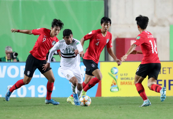 빈틈없는  협력수비