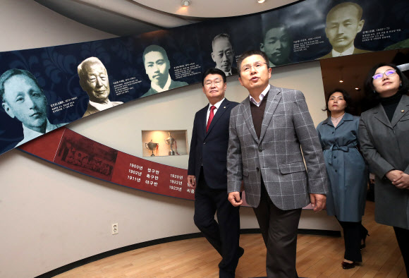 당 교육정책비전 발표 위해 배재학당 찾은 황교안 대표