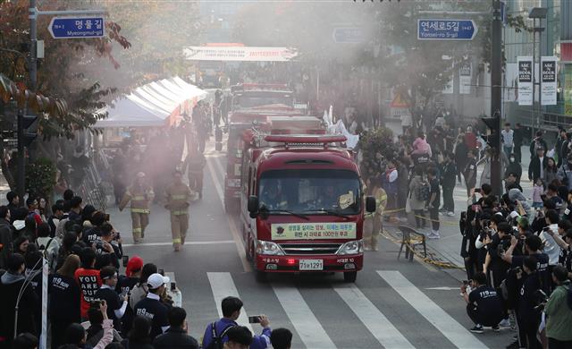 소방차 길 터주기 ‘이제는 필수’