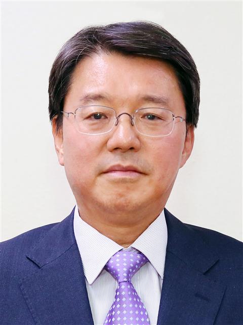 김정원 헌재 사무차장