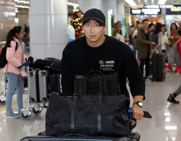 NC다이노스의 간판타자 나성범 입국