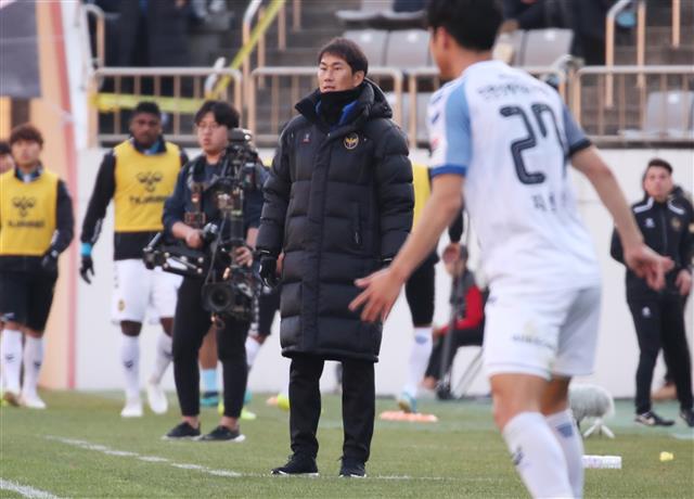 최종전 나선 유상철 감독