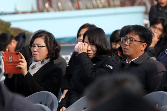 故오종렬 선생 그리며…눈물 흘리는 시민들