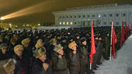 북한 노동당 기관지 노동신문은 11일 전국 당 선전일꾼 백두산지구 혁명전적지답사 행군대가 지난 10일 혁명의 성산 백두산을 답사했다고 보도했다. 신문은 “백두산지구 혁명전적지 답사를 통한 혁명정신 무장사업에서 다시 한번 된바람을 일으키자”라고 강조했다. 평양 노동신문/뉴스1