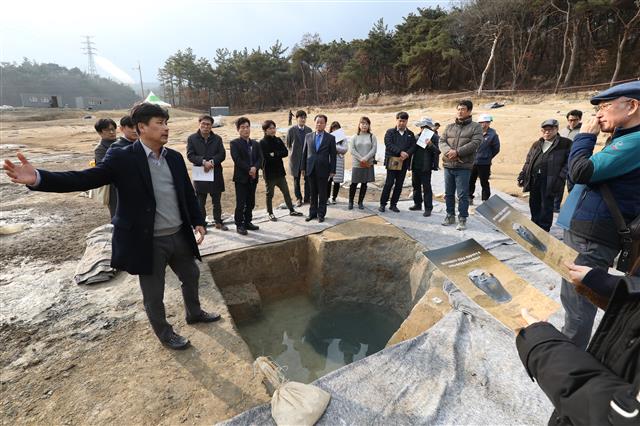 경북 경산시 ‘사람 얼굴 모양 토기’ 출토 현장